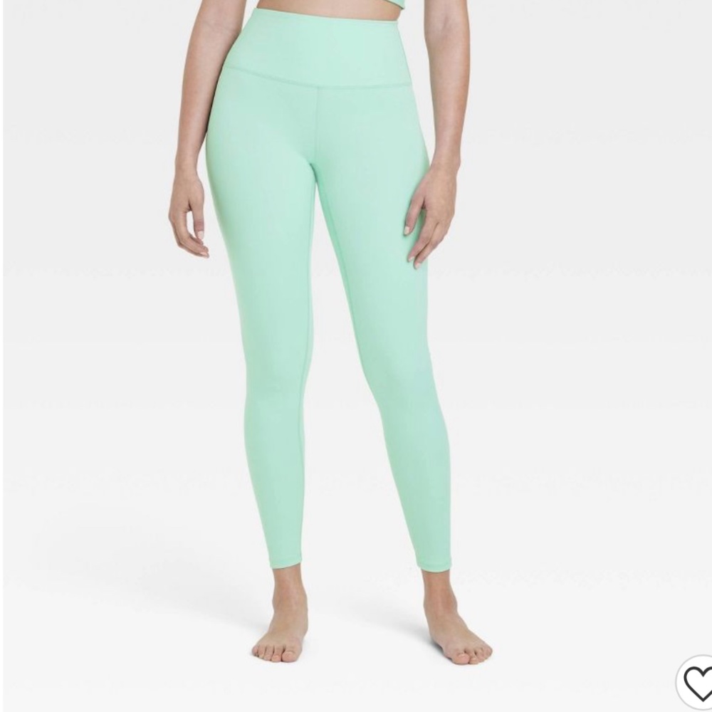Woman’s all in motion, mint, green leggings, perfect new condition